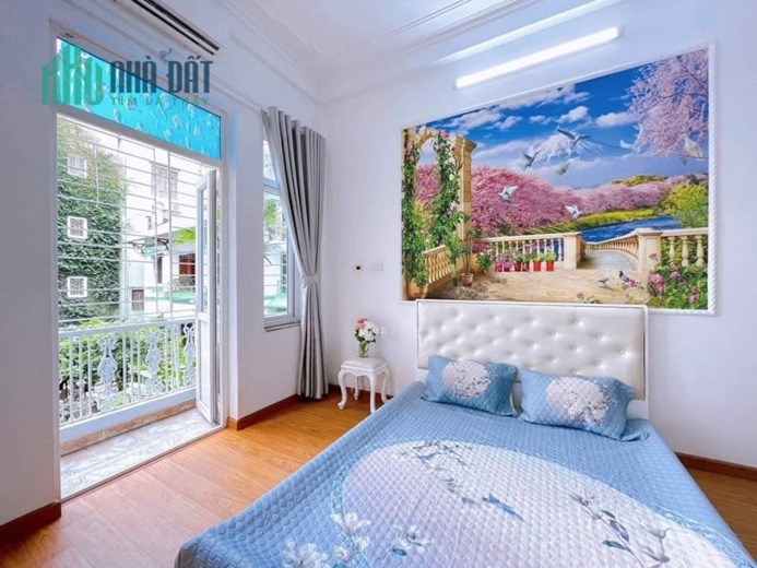 bán nhà trung tâm quận Đống Đa kinh doanh cực đỉnh ô tô đỗ cửa
