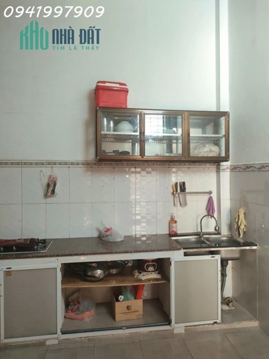 Bán gấp nhà đường 11 Trường Thọ Thủ Đức, 80m2, giá chỉ 3,3 tỷ.