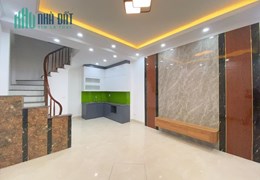 bán nhà vài  bước ra đường ô tô kinh doanh Lê Lợi - hà  đông 30m, 5 tầng, full đồ chỉ 4,98 tỷ