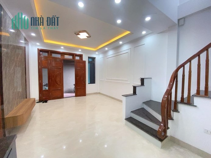 bán nhà vài  bước ra đường ô tô kinh doanh Lê Lợi - hà  đông 30m, 5 tầng, full đồ chỉ 4,98 tỷ