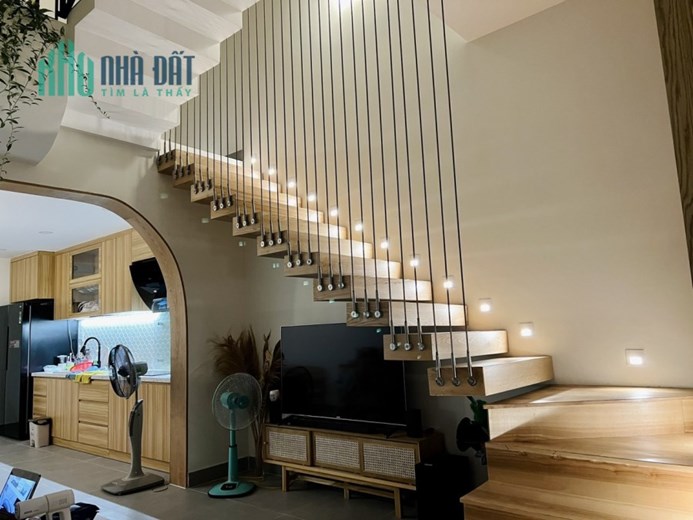 Bán Nhà MTKD thông Gò Dầu quận Tân Phú 4.1 x16m x 2T chỉ 9.6 tỷ TL