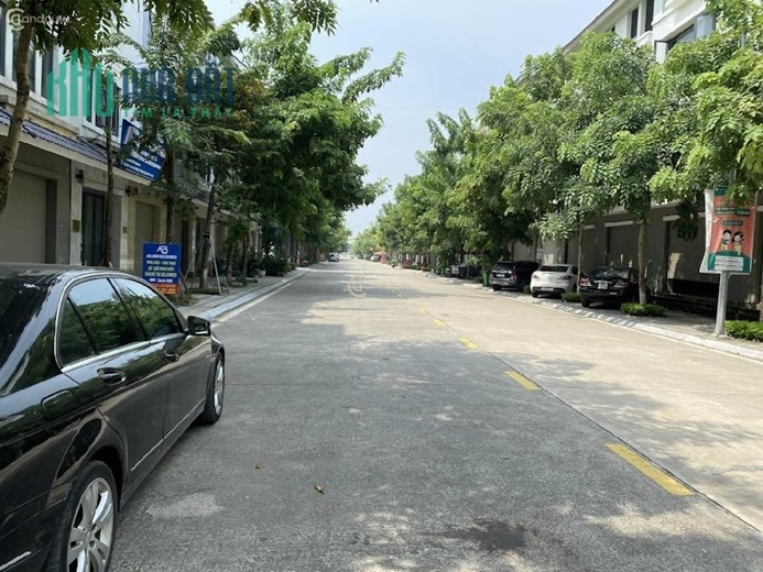 Bán Nhanh Bán Gấp Mặt Đường Đôi Khu D Gleximco Kinh Doanh Siêu Víp 11 Tỷ
