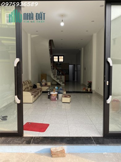 Nhà nguyên căn chính chủ 4 tầng, vừa mới xây xong.