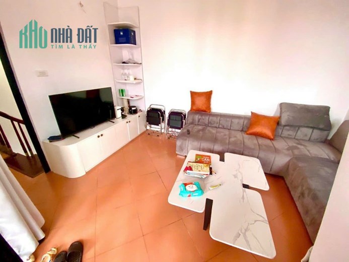 Chính chủ bán nhà VÕNG THỊ -TÂY HỒ 48M2 6 TẦNG, MT 6,2M GIÁ 9 TỶ HƠN.