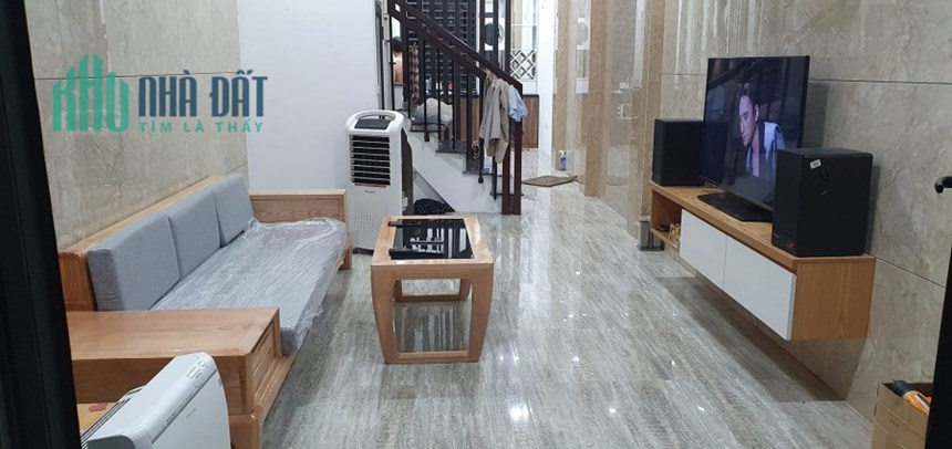 Cho thuê nhà Định Công - Thanh Xuân - 5 ngủ - full đồ 14tr/tháng.
