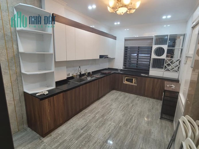 Cho thuê nhà Định Công - Thanh Xuân - 5 ngủ - full đồ 14tr/tháng.