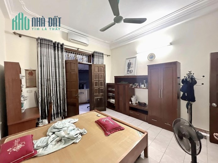 LIỀN KỀ SÂN VƯỜN 2 MẶT NGÕ - Nhà 4 tầng ngõ 135 Đội Cấn - 72m MT4.3 chỉ 7 tỷ