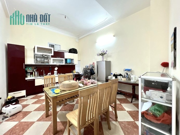 LIỀN KỀ SÂN VƯỜN 2 MẶT NGÕ - Nhà 4 tầng ngõ 135 Đội Cấn - 72m MT4.3 chỉ 7 tỷ