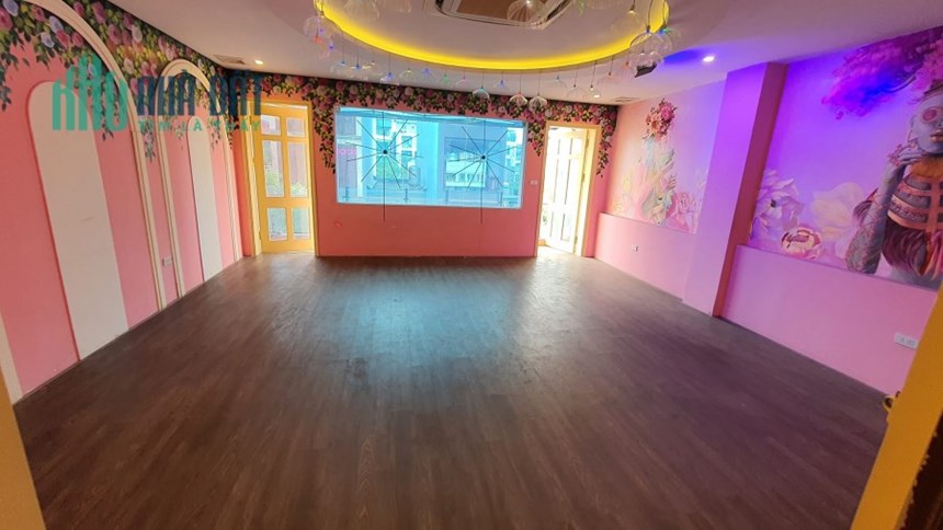 Cho thuê nhà mặt phố Đê La Thành - Đống Đa 60m2, 6 tầng thang máy,ô to tránh, kinh doanh,