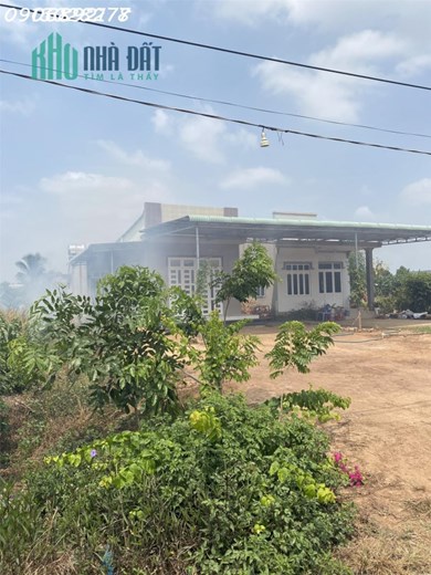 Khách đầu tư cần sang lại 4 lô đất bên Suối Cát Xuân Lộc.