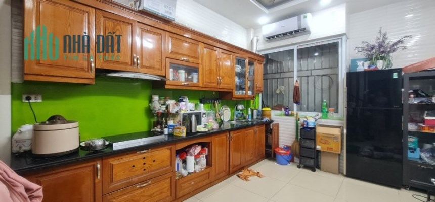 Nhà 5 tầng phố Sài Đồng, vỉa hè ô tô tránh, kinh doanh đỉnh, DT 50m2, MT 3.5m, nhỉnh 7 tỷ.