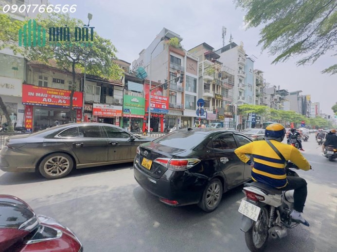 Bán Nhà Mặt phố Tây Sơn, Quận Đống Đa, 98m x 2T, Giá 30 tỷ.