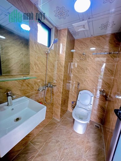 SIÊU PHẨM DÒNG TIỀN PHẠM VĂN ĐỒNG 65M 5T 13 CĂN HỘ KK GIÁ CHỈ 11.7 TỶ
