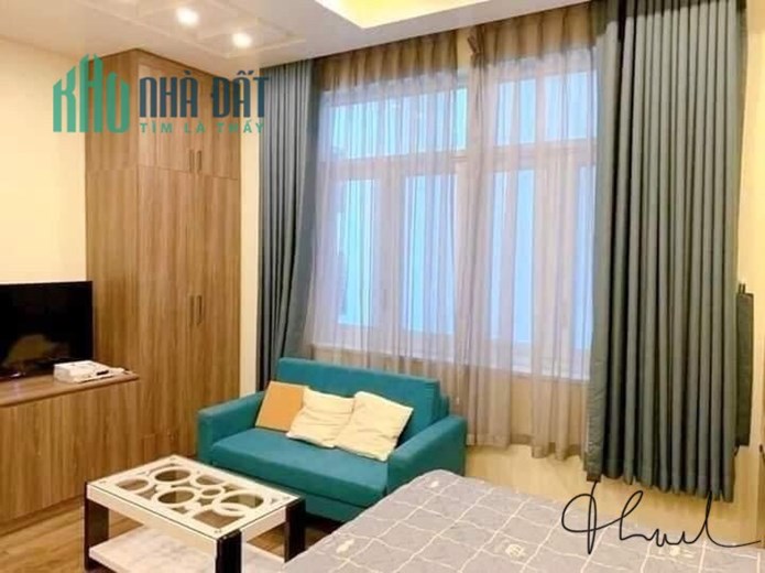 CHỈ 8 Tỷ NHỈNH gấp bán biệt thự đường 182 Lã Xuân Oai TNPB Q.9, 155m2,ngang 6,5m,5PN,6 WC.