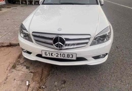Chính chủ cần bán xe Mercedes Benz C 300