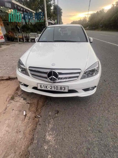 Chính chủ cần bán xe Mercedes Benz C 300