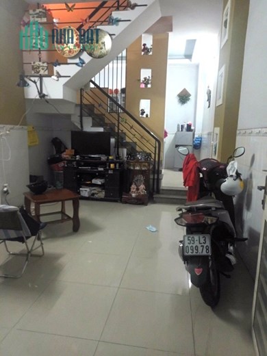 Bán Nhà Âu Dương Lân, Quận 8 - 44m2, 3 Tầng BTCT, Ô tô ngủ trong nhà