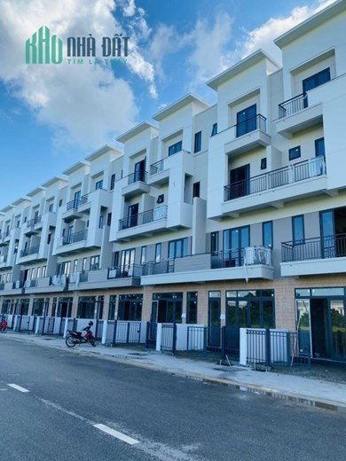 Hàng đẹp giá tốt tại khu đô thị xanh Centa VSIP Từ sơn chỉ hơn 3 tỷ cả đất và nhà xây 4 tầng
 Diện