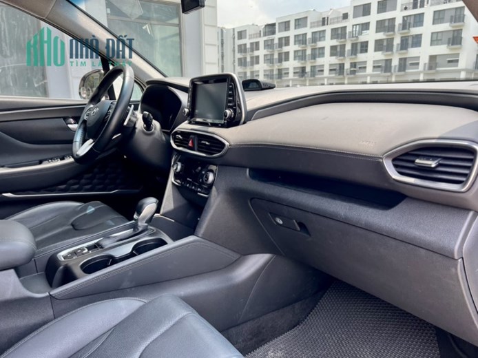 bán xe Hyundai santafe xăng 2.4 đặc biệt sản xuất 2019 chạy 6v km full lịch sử hãng dương đình nghệ