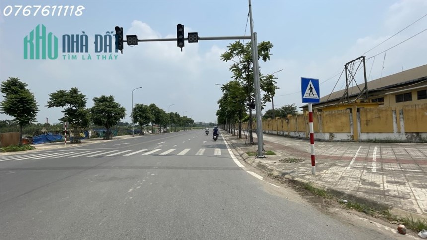Bán đất mặt phố Nguyễn Lam, view shophouse Sunshine,tiện xây toà nhà,trụ sở, 86m,MT7m,15 tỷ dư