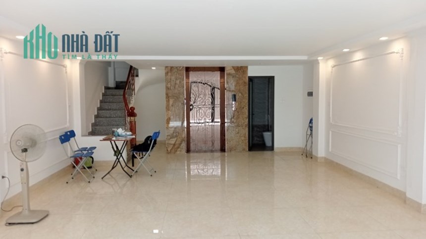 Bán nhà Ngõ 192 Lê Trọng Tấn, Hoàng Mai, Dt112m2, Mt5,5, KD, Ô TÔ tránh, giá 5,6tỷ