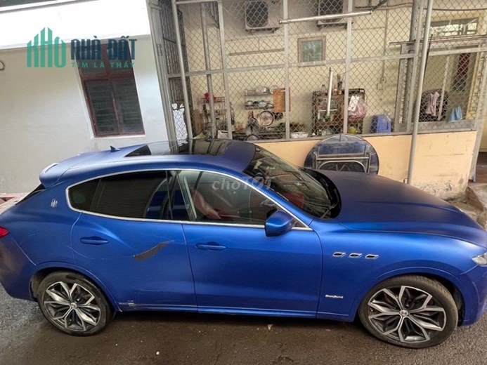 Bán xe Maserati Levante 2017 Xám (Giá cả TL) Phường 12, Quận 10, Tp Hồ Chí Minh,