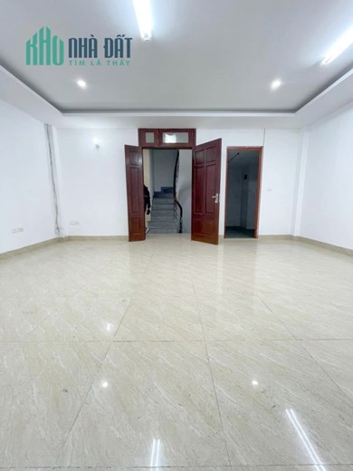 HIẾM Nhà Trần Quang Diệu 50m Phân lô Ô tô tránh Thông sàn kinh doanh Giá tốt