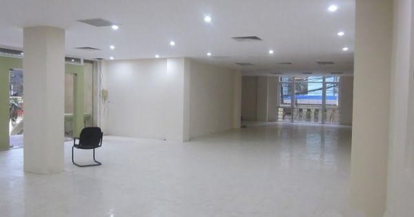 Cho thuê nhanh văn phòng chuyên nghiệp 1000m2 làm logistic, tài chính tòa Hapro, Cát Linh, q. Đống