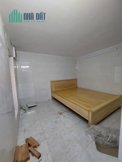 BÁN NHÀ TẦNG 1 TẬP THỂ TÂN MAI 76M - Ô TÔ ĐỖ CỬA - SỔ ĐỎ CẤT KÉT - CHỈ HƠN 1 TỶ