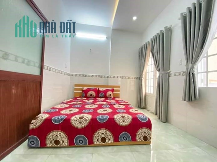 Địa chỉ Nguyễn Duy Cung P12 

Giá 3.8 tỷ TL