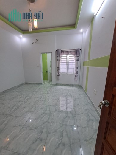 Bán nhà đường xe hơi hoàng bat dat p15 Tân binh