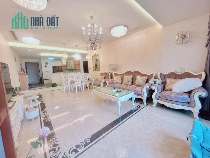 Siêu phẩm chung cư cao cấp Royal City căn hộ 2 ngủ siêu đẹp 113m2  giá chào  7.3 tỷ