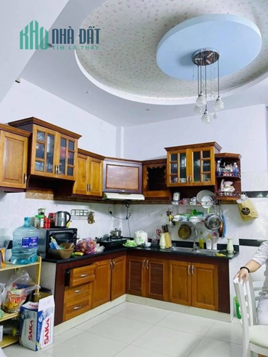 CHỈ3TỶ979 GiáTốtTìmĐâu Ra?Phường4-TT Q10-3TầngHẻmBaGác30mRaMặtTiền