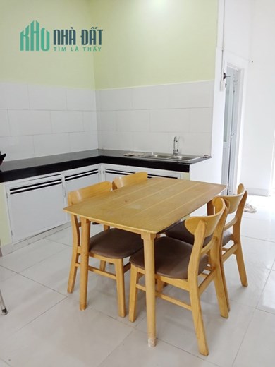 Cho thuê NNC 2 tầng mới đường Phạm Thế Hiển P5Q8. Giá 9 triệu