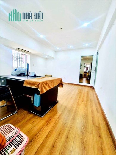 PHÂN KHÚC 2 TỶ, 3 NGỦ, LÔ GÓC 3, RỘNG 100m2, Ô TÔ TRÁNH, ĐỐNG ĐA,