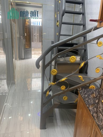 Chỉ 1 tỷ hơn có nhà đẹp HXH 2 tầng SHR kế Tân Hóa Đông Bình Tân.