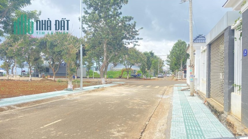 Đất mặt tiền tôn thất tùng lô 90 liên nghĩa đức trọng 8,5 tỷ