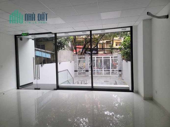 Cho thuê mặt bằng kinh doanh 200m2 phố Doãn Kế Thiện, Cầu Giấy