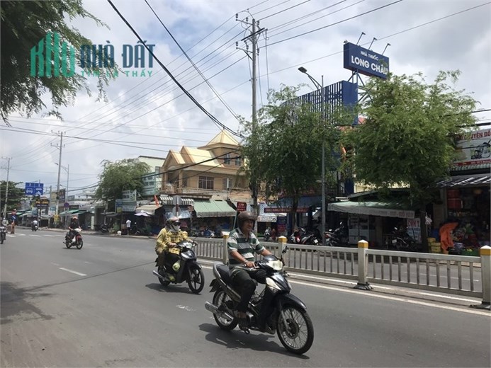 Cho thuê mặt bằng đẹp cửa kính ngay Chợ Phường 11 đường 30/4 TPVT