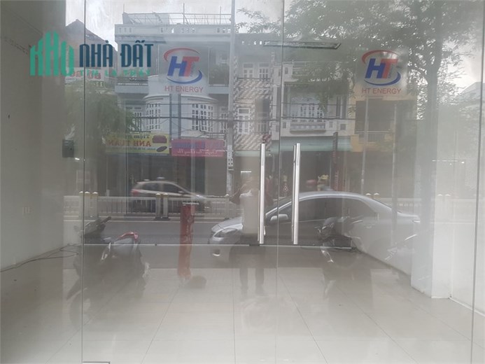 Cho thuê nhà mặt tiền đường 30/4 TPVT khu đông dân dễ kinh doanh