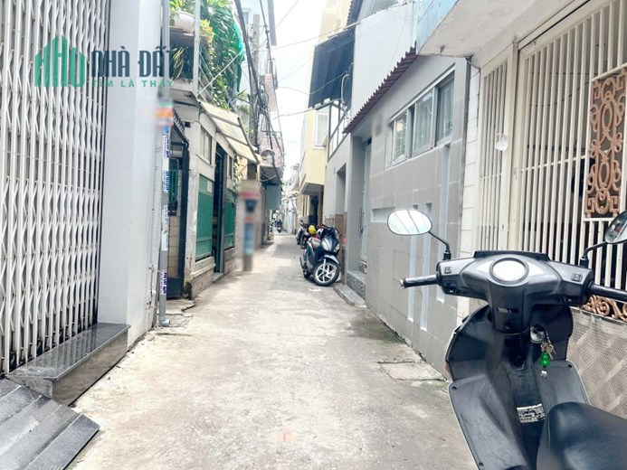 Nhà Mặt tiền hẻm thông Phạm Thế Hiển P6Q8 giá 4tỷ1
