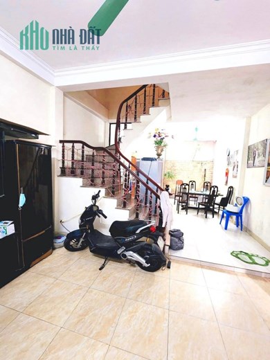 BÁN NHÀ CẦU GIẤY - DỊCH VỌNG - GẦN PHỐ - NGÕ RỘNG THÔNG- 45M - MT 4M - SỔ PHÂN LÔ