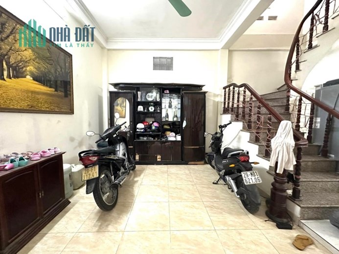 BÁN NHÀ CẦU GIẤY - DỊCH VỌNG - GẦN PHỐ - NGÕ RỘNG THÔNG- 45M - MT 4M - SỔ PHÂN LÔ