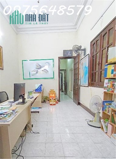 HIẾM Nhà Lạc Trung 70m Phân lô Ô tô vào nhà kinh doanh Giá giật mình