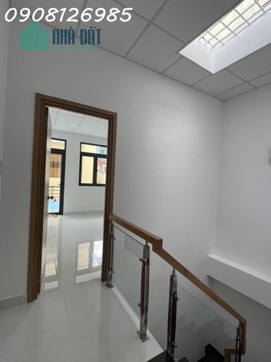 NGộp Bank, Hơn 7TỶ–Sư Vạn Hạnh Quận 10- 3Tầng-45m2-Mới Đẹp, Có Sẵn TT18Tr-Th