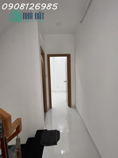 NGộp Bank, Hơn 7TỶ–Sư Vạn Hạnh Quận 10- 3Tầng-45m2-Mới Đẹp, Có Sẵn TT18Tr-Th