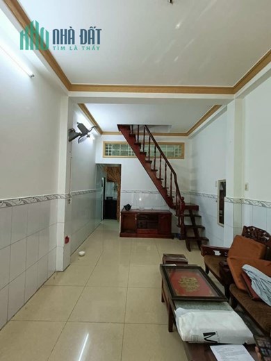 CHỈ 4 TỶ –Ngay Trung Tâm Quận 10- 3Tầng- Sổ Vuông A4 – Hẻm Ba Gác