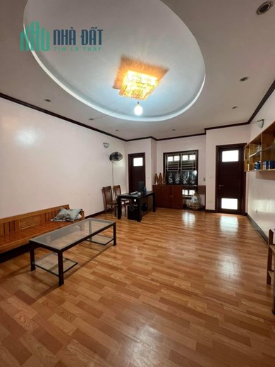 Chính chủ nhờ bán căn nhà ngõ Tô hiệu Hà Đông oto 7 chỗ vào nhà 50m² nhà 5 tầng giá chào 7 tỷ 2
