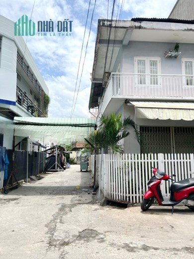 Nhà căn góc hẻm ôtô đường Dương Bá Trạc P1Q8. Giá 6,5 tỷ bớt lộc