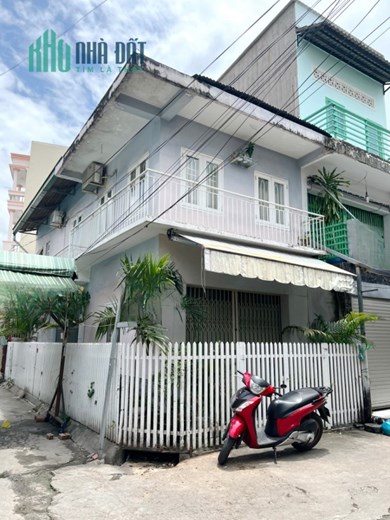 Nhà căn góc hẻm ôtô đường Dương Bá Trạc P1Q8. Giá 6,5 tỷ bớt lộc